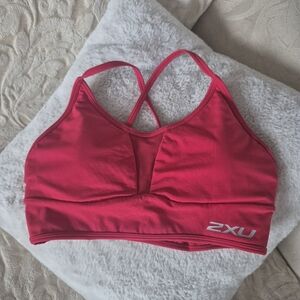 2XU Red Mesh Sports Bra Small